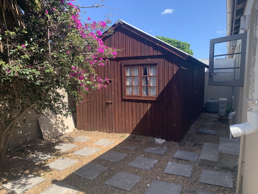 2 Bedroom Property for Sale in Table View Western Cape
